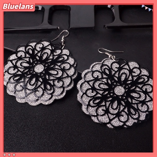 Anting Kait Juntai Bentuk Bulat Besar Motif Bunga Hollow Gaya Vintage Etnik Untuk Wanita