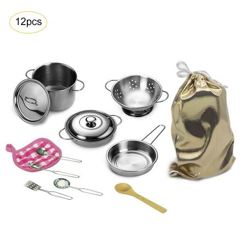 kids play pots and pans