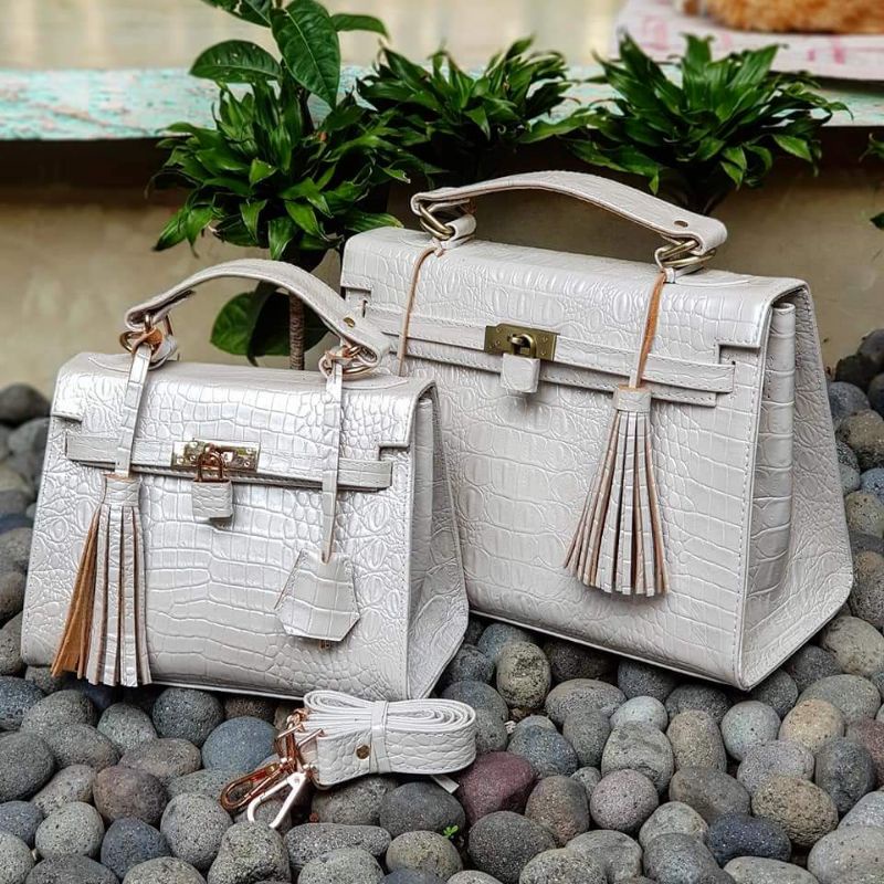 tas Kellina bahan kulit sapi embosse croco putih