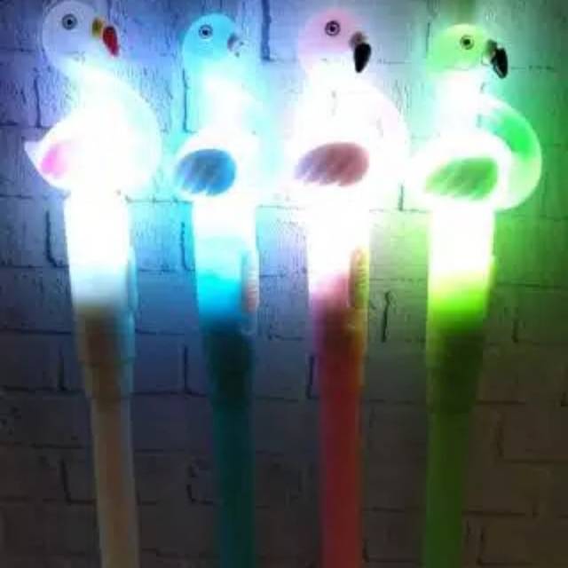

Pulpen Gel Karakter Bisa Nyala/Bulpen Unik Ada Lampu Menyala/Pulpen Random