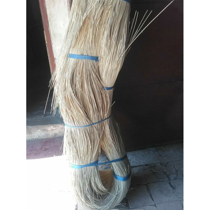 Bahan Rotan Asli Bulat pitrit 4 meter