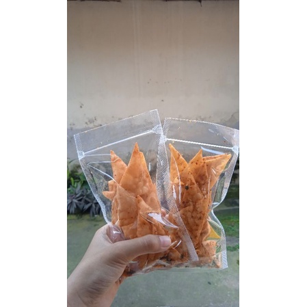 

keripik pangsit