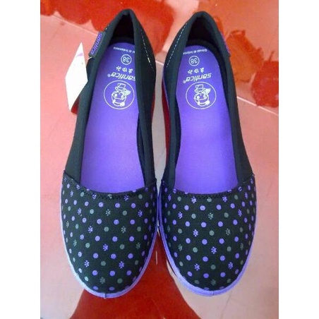 Barang Pilihan.. SALE Sepatu slip on wanita SANTICA RENNE