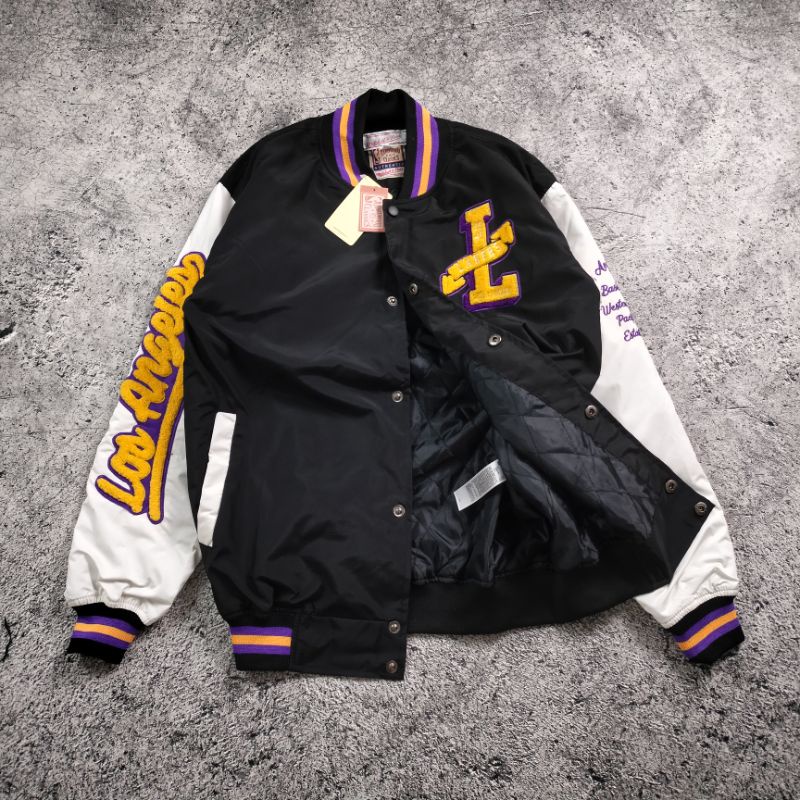 VARSITY LAKERS LOS ANGELES FULL BORDIR BLACK/PURPLE AUTHENTIC FULLTAG &amp; LEBEL