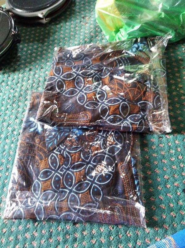 Kemeja Klas Internasional