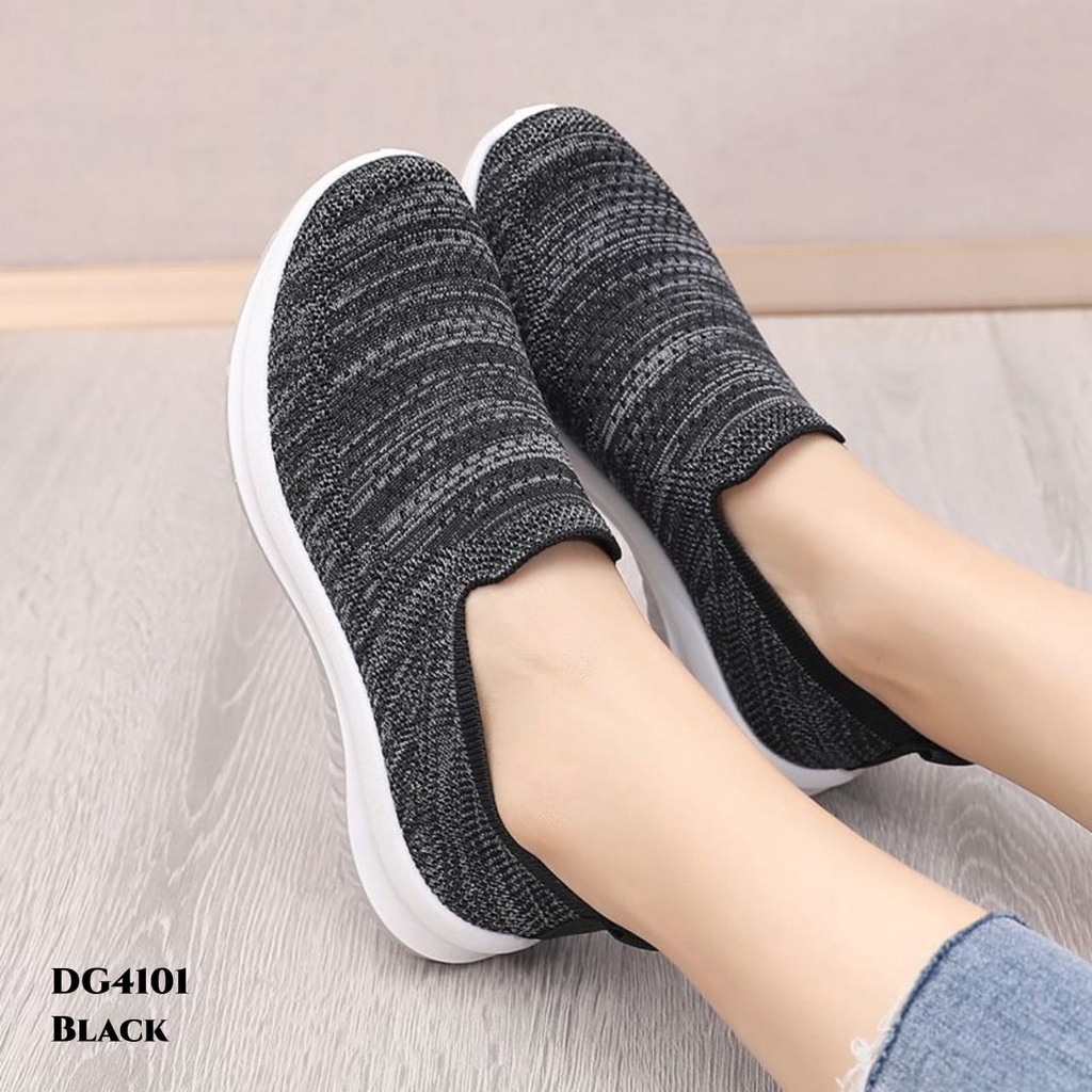 RESTOCK WYN SNEAKERS WOMEN FLYKNIT RUNNER IMPORT DG4101