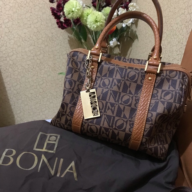 Bonia speedy ori size M preloved