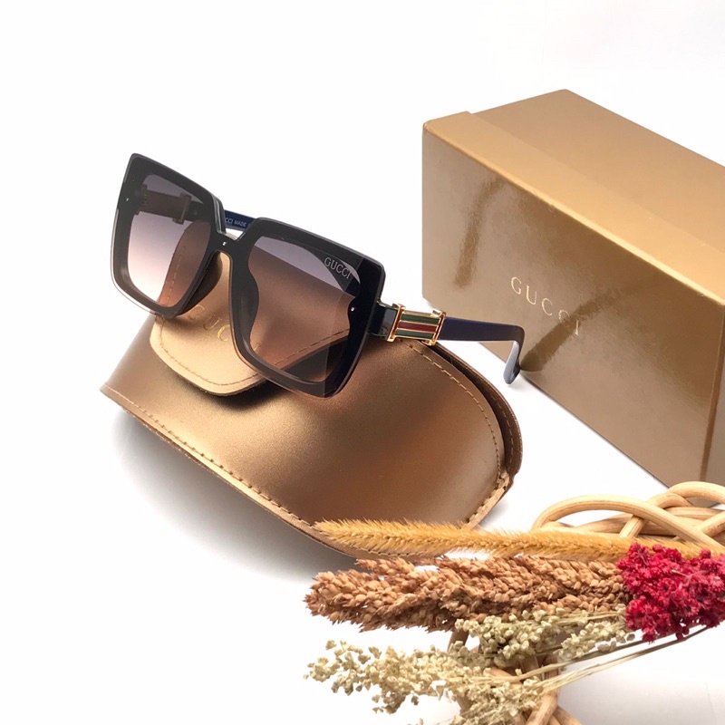 Termurah se-Shopee Kacamata Fashion Kaca Mata Sunglass Wanita LV 3331