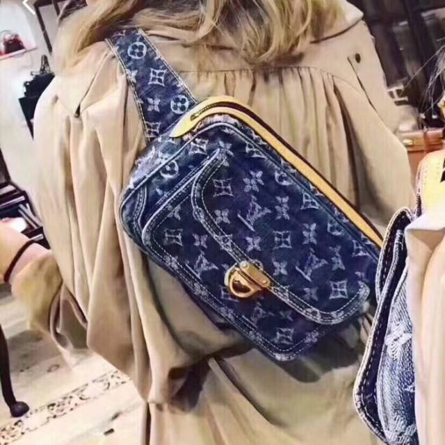 NEW LV CROSS BODY M44466 / TAS SELEMPANG / MIRROR QUALITY