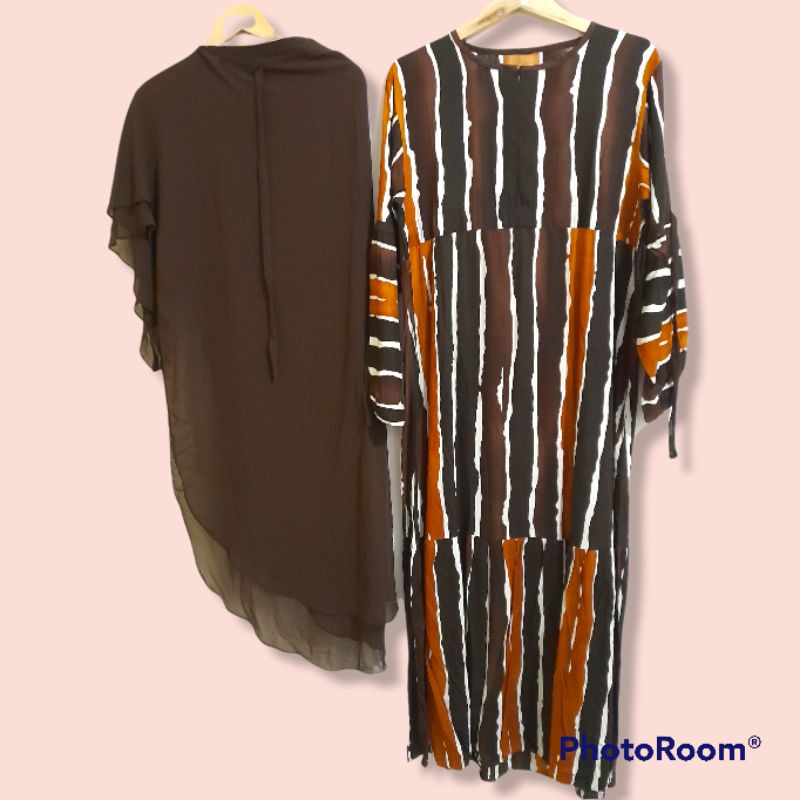 Gamis Set Khimar Motif Garis