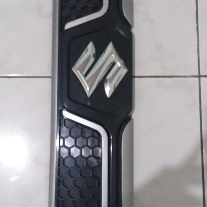 Grill Futura Cery injection 2018