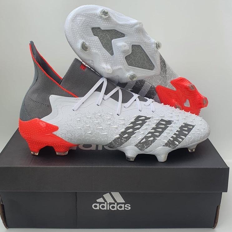 Paling Dicari.. Sepatu Bola Adidas Predator Freak .1 High Grey Red