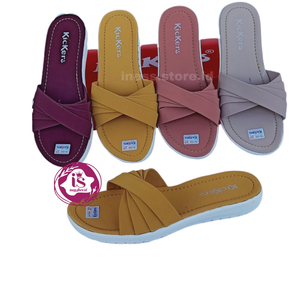 SANDAL SLOP WANITA KICKERS TERHITS KODE SLP06 MURAH GROSIR