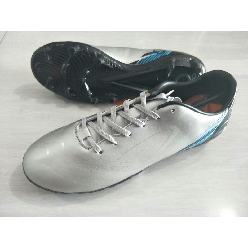 Sepatu Sepakbola Ortuseight Vulcan FG