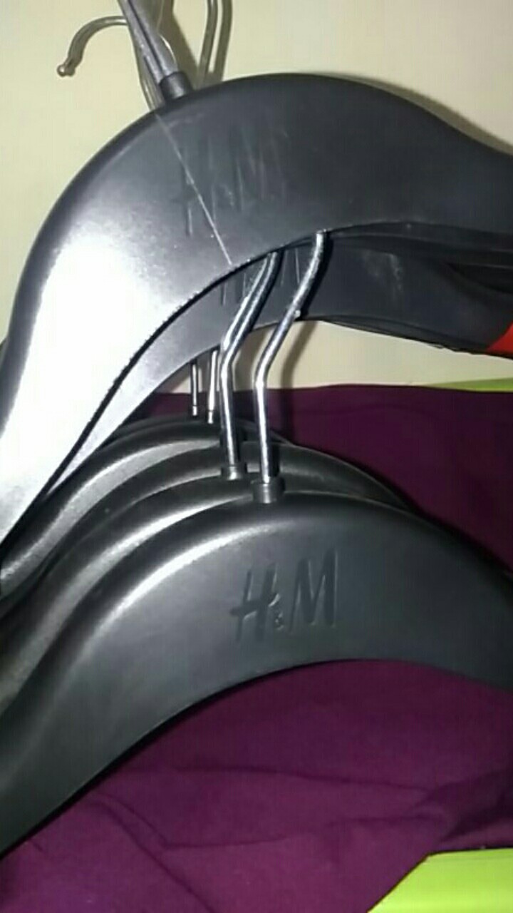 Hanger Dewasa Plastik Molded