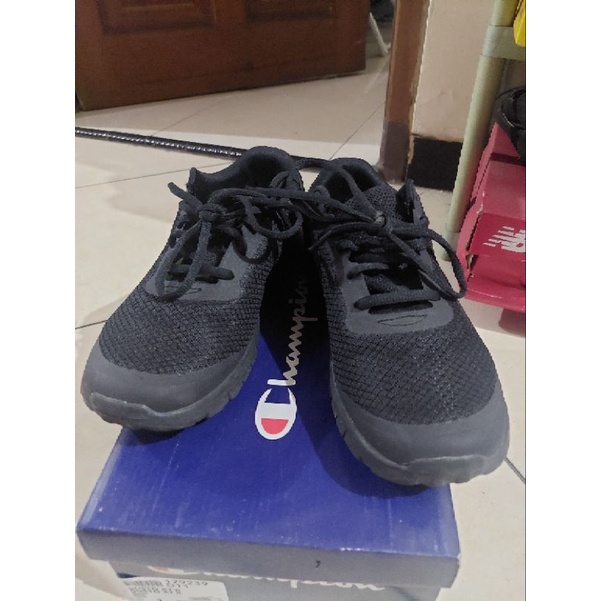 sepatu champion by payless