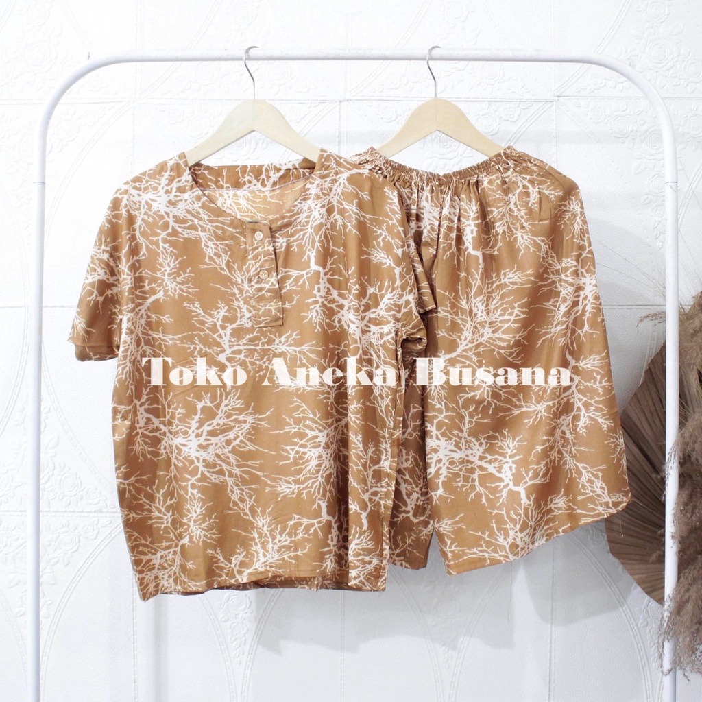 Setelan Baju Tidur Piyama Pendek Motif Daun Warna Bahan Rayon-Motif 35