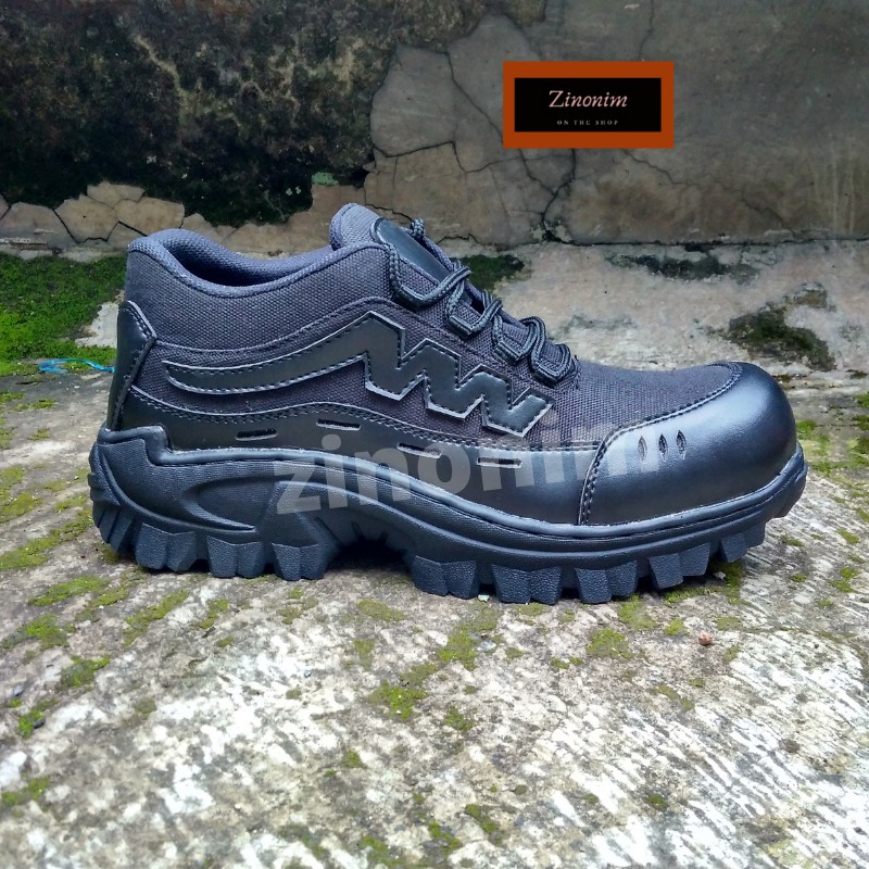 Sepatu Tactical Boots Hitam Kerja Tali Pendek