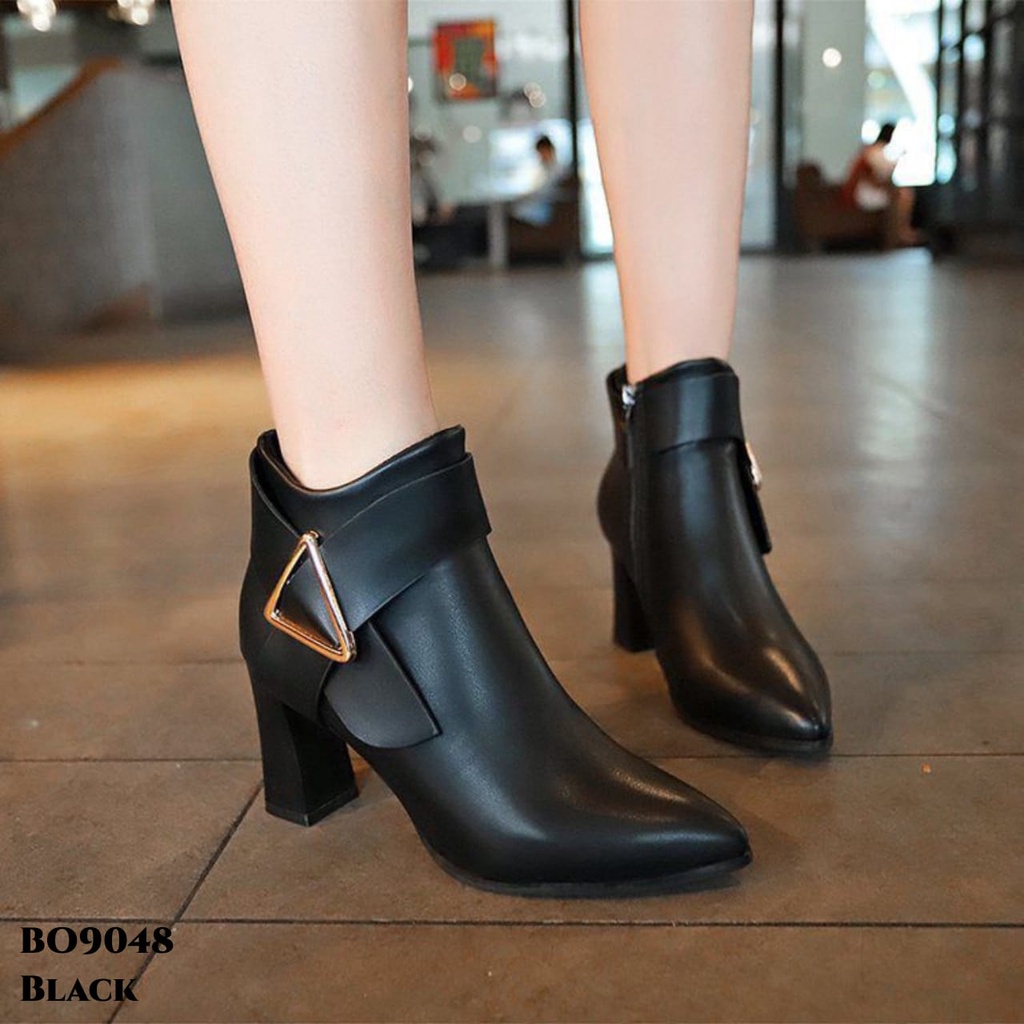 RESTOCK WYN SEPATU BOOTS FLAT FASHION KOREAN BERKUALITAS BO9048