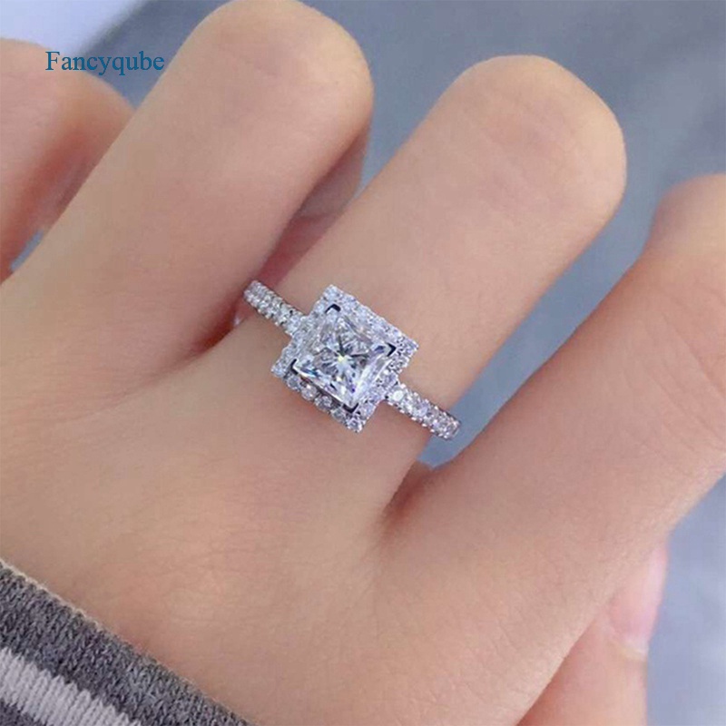 Fancyqube Cincin Pernikahan Minimalis Bentuk Kotak Hias Cubic Zirconia Untuk Wanita