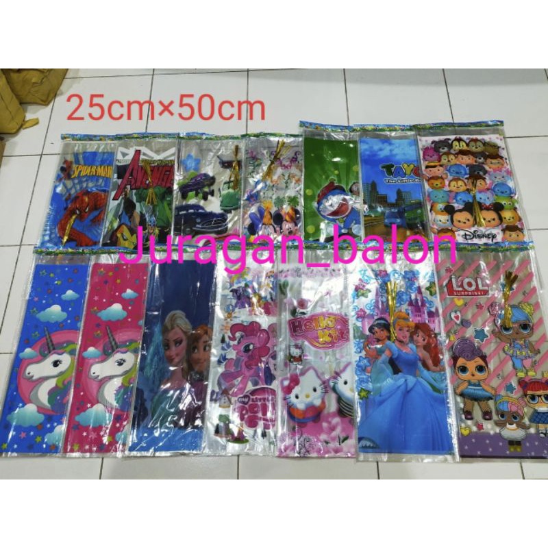 

Plastik Snack Ultah Besar 25 x 50 (isi 10 pcs)