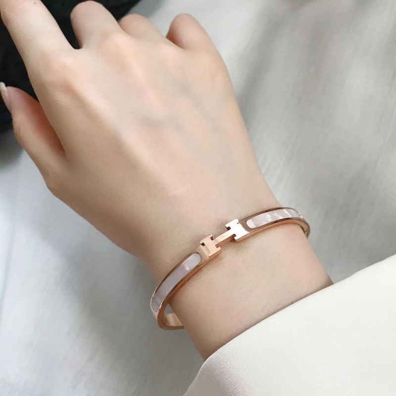 ENXI-18K RoseGold Bangle Elegan untuk Wanita Aksesoris Tidak Memudar Hypoallergenic Hadiah Terbaik B-22037