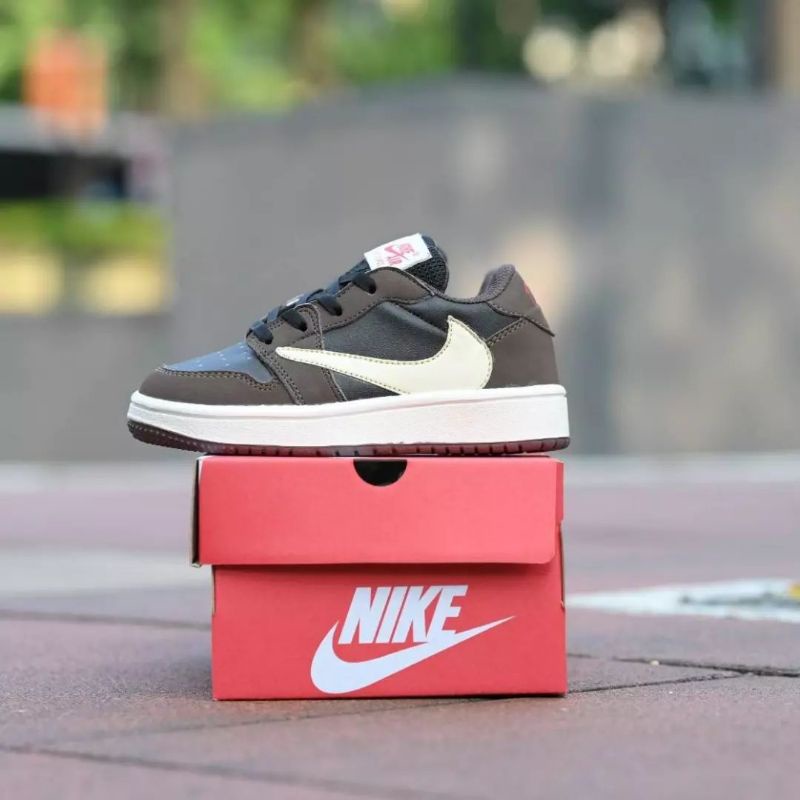 Sepatu Anak Nike Air Jordan 1 Low x Travis Scott