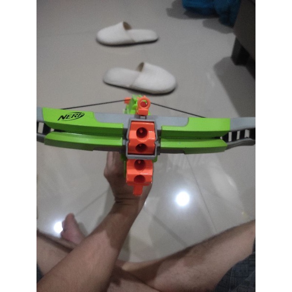 nerf zombie strike crossfire bow