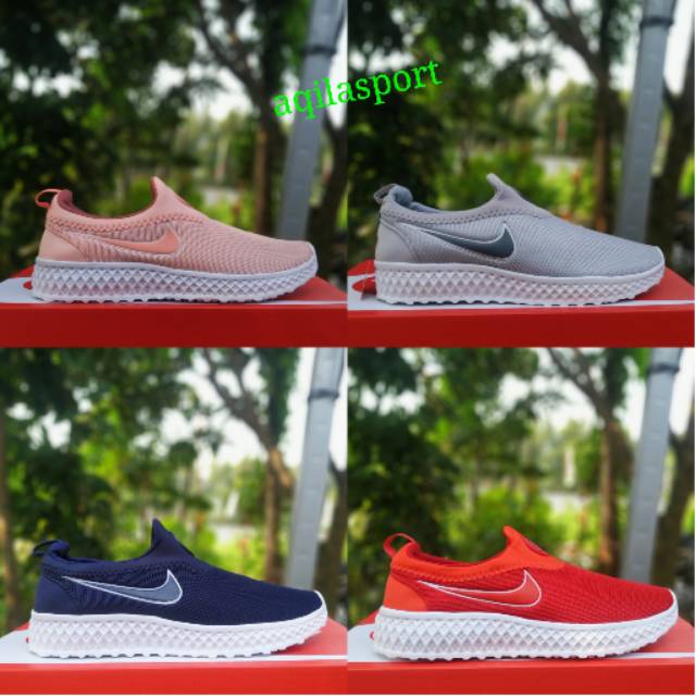 Sepatu slip on wanita. Snekers slip on wanita. Sepatu casual wanita