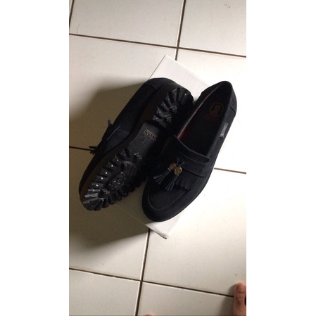 sepatu thanksinsomnia