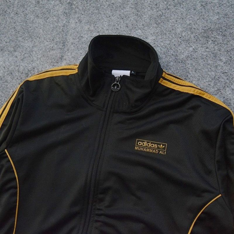 jaket tracktop adidas - jaket tracktop pria - jaket tracktop adidas muhammad ali - jaket tracktop