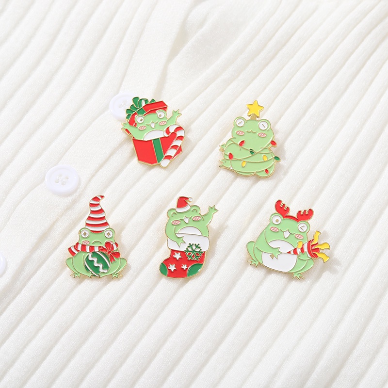 Christmas Frog Enamel Pins Custom Magic Wand Deer Scarf Hat Brooches Bag Badge Childlike Cartoon Jewelry New Year Gift for Kids