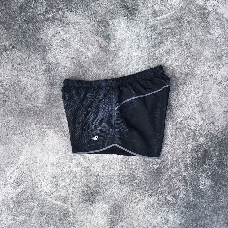 celana pendek new balance running short / second / bekas