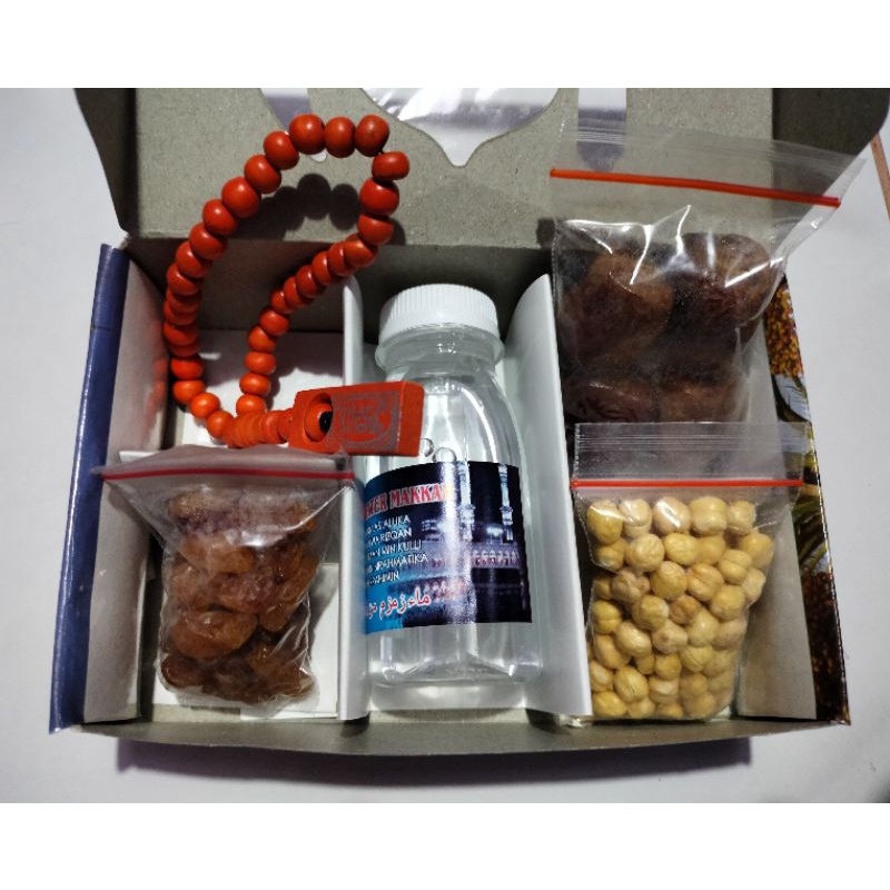 

paket oleh oleh haji umroh (air ZAM ZAM,Kc Arab,kismis,kurma,tasbih)