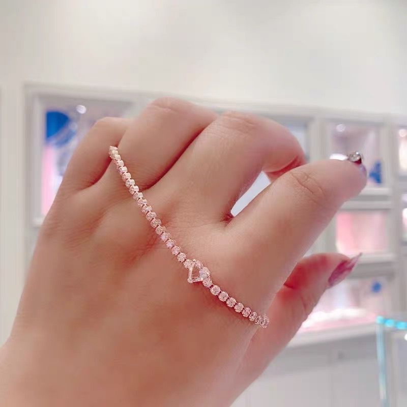 Pandora Gelang 925 Silver Bentuk Hati Hias Berlian Kubik Zirkonia Dapat Disesuaikan Untuk Wanita