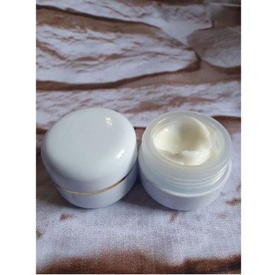 cream pemutih wajah Farmasi