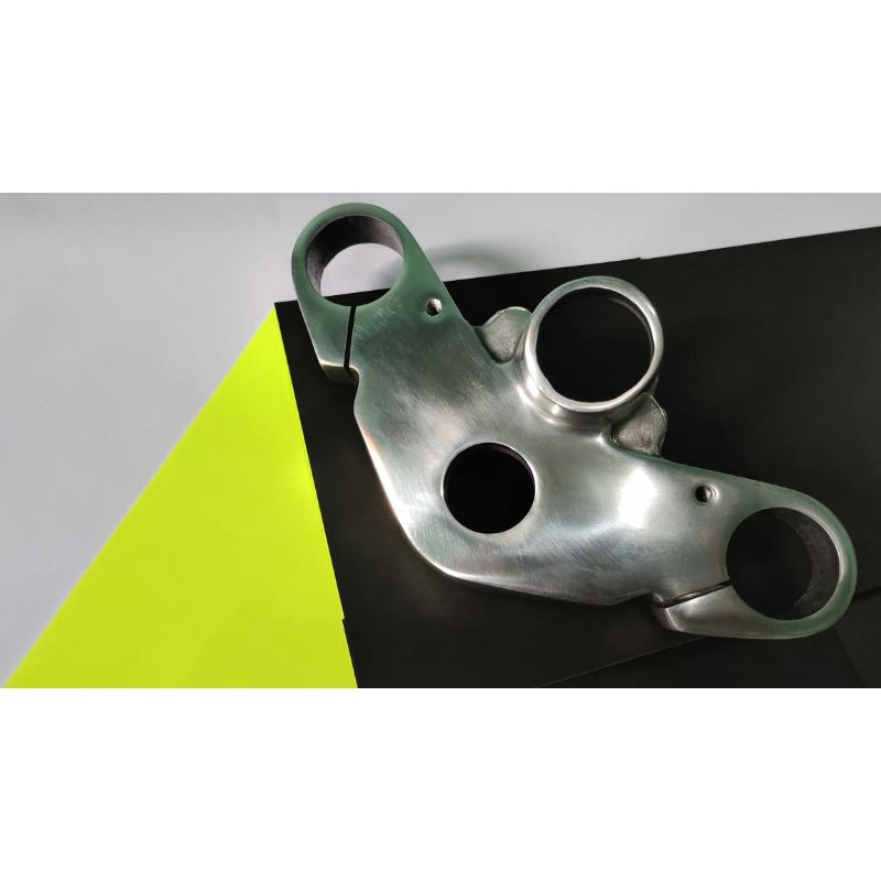 segitiga atas untuk Kawasaki ninja RR