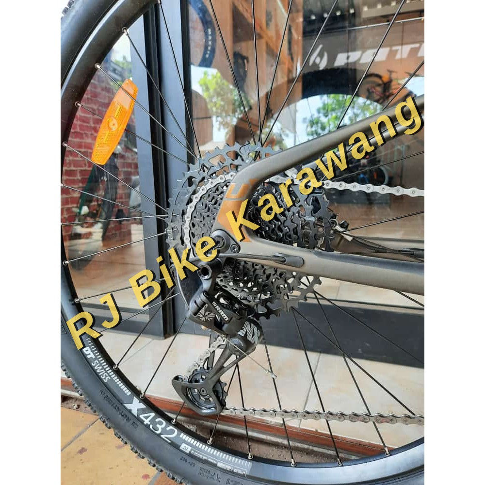 Sepeda MTB United Epsilon C1 29 er 12 Speed Carbon 29er
