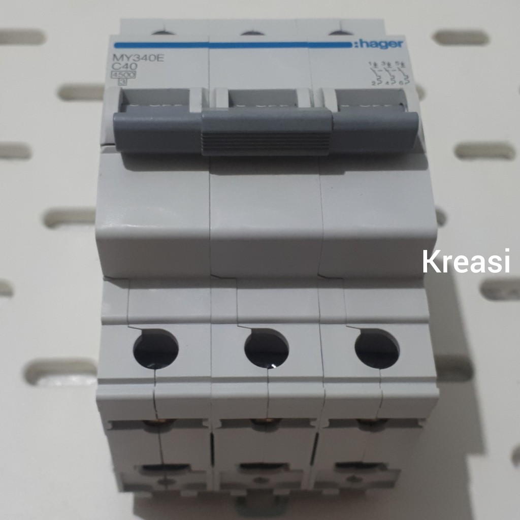 MCB 3 PHASE C40 40 AMPERE MY-340E HAGER