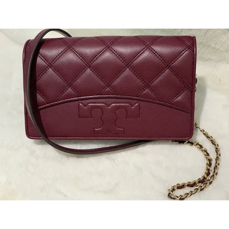 preloved Tory Burch savannah flat wallet warna merah maroon / ORIGINAL