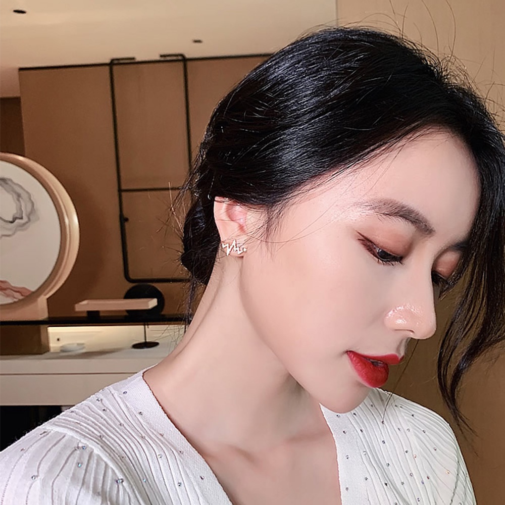 Needway  Women Heartbeat Earrings Classic Heart Stud Earrings Accessories Creative Fashion Female Korean Zircon Women's Jewelry/Multicolor