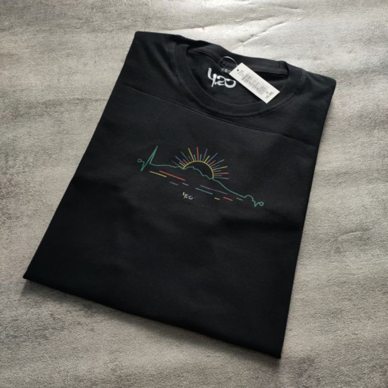 Terbaru  Kaos Band 420 Best Seller / Kaos Murah / Kaos Fourtwnty / Kaos Gunung