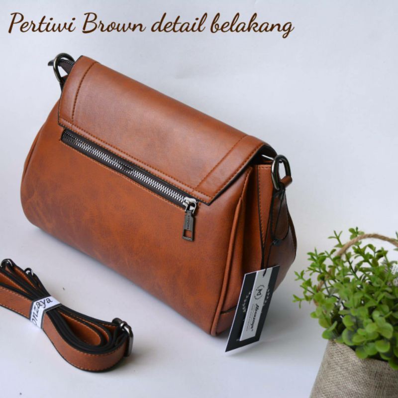 Tas Pertiwi Moonzaya Selempang Darkbrown Brown Camel