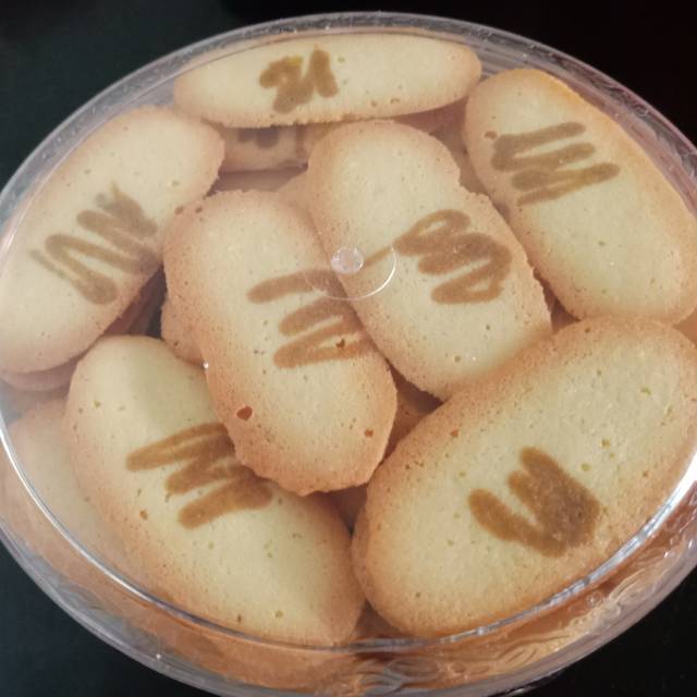 

Kue Lidah Kucing