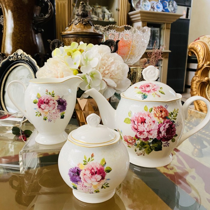 Tea Pot Set Creamer Sugar Saint James La Vie Est Belle Mewah Cantik