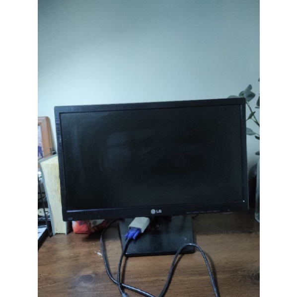 Monitor LG 20M37A