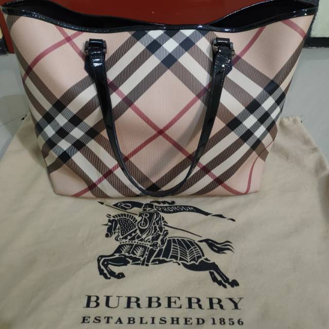 Preloved authentic burberry nova tote large