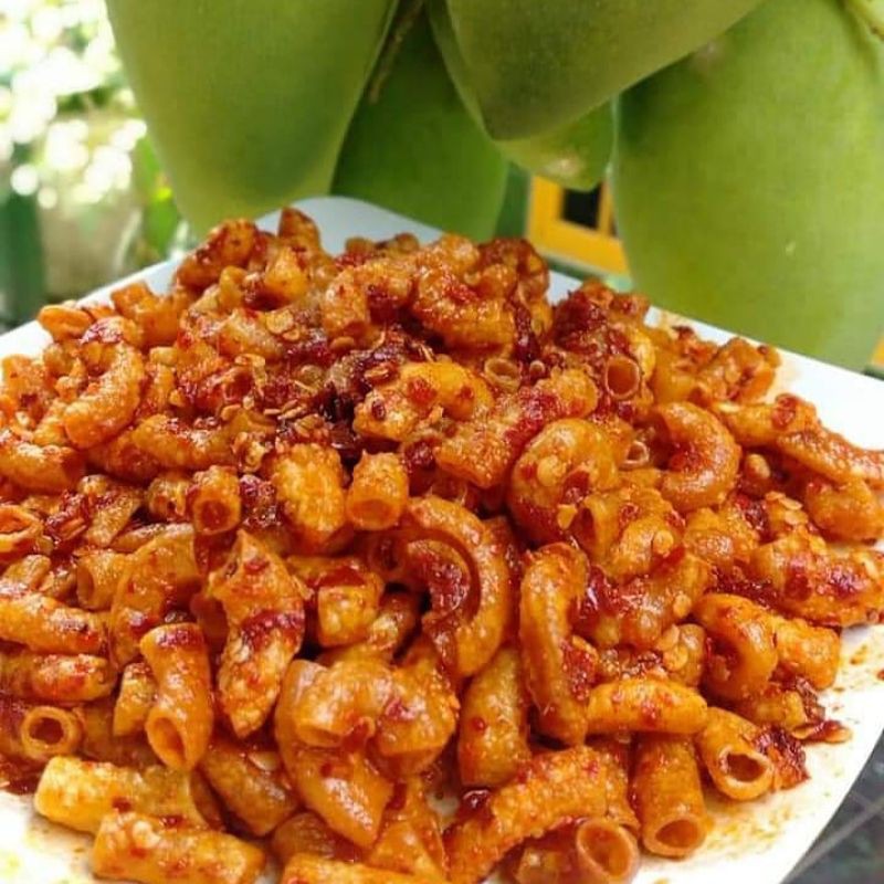 

Makroni pedes asin daun jeruk gurih renyah snack kekinian snack jadul nostalgia 60gr