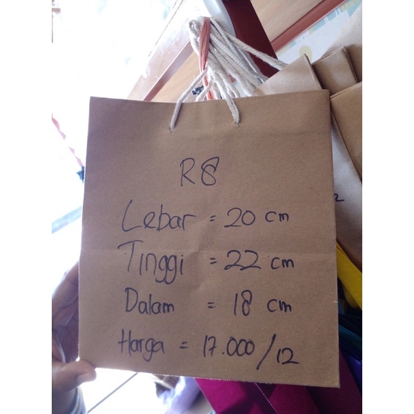 

Paperbag R8 20x22 cm kantong kertas coklat polos isi 12pcs