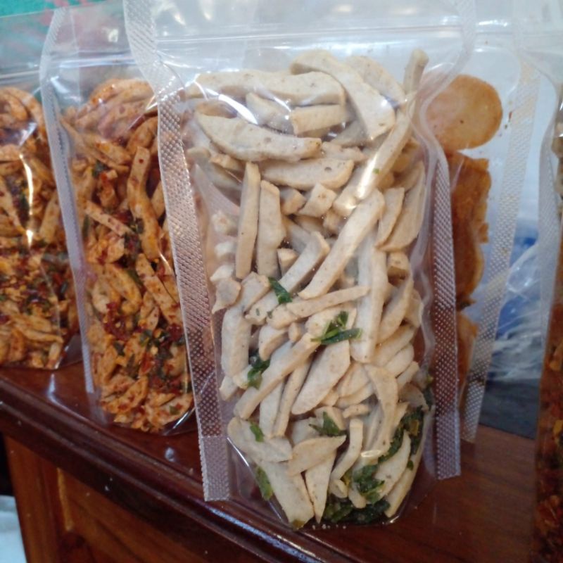 

Cemilan Basreng Ori daun jeruk 100gr